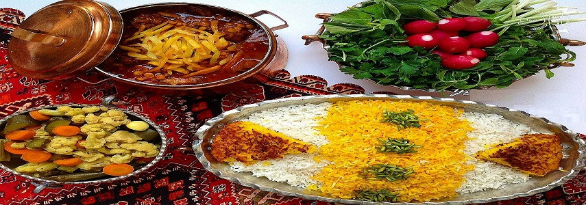 طرز تهیه خورشت قیمه سیب زمینی با مایکروویو