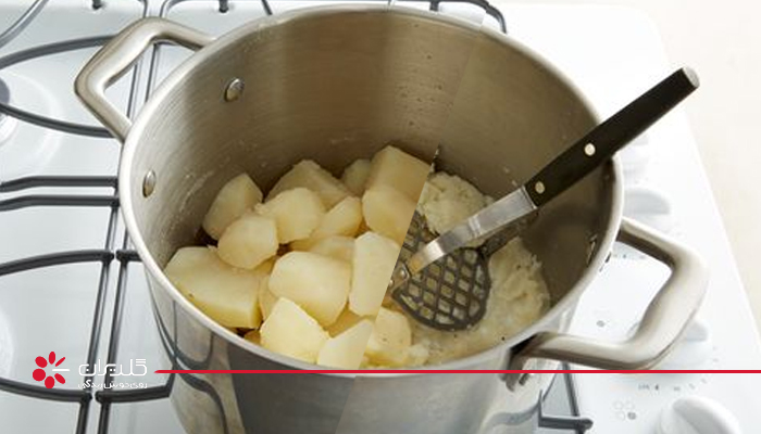 Learn 5 ways to prepare food with potatoes